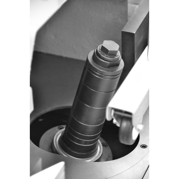 Фрезерний верстат Cormak MX 5615 A