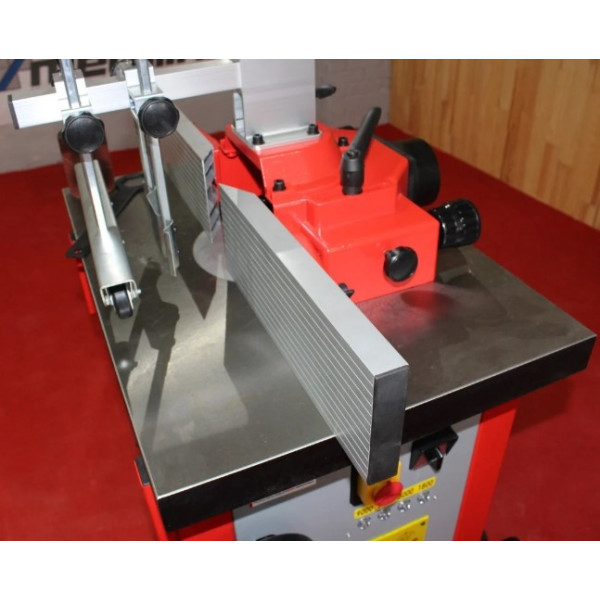 Фрезерний верстат по дереву Holzmann FS 200