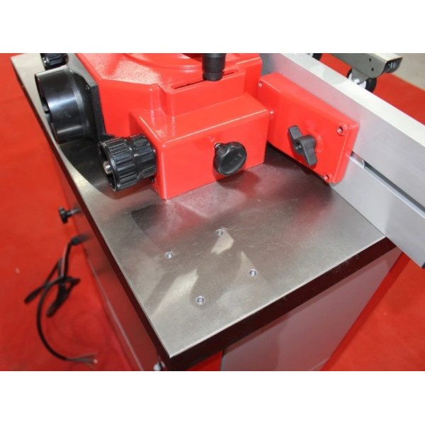 Фрезерний верстат по дереву Holzmann FS 200