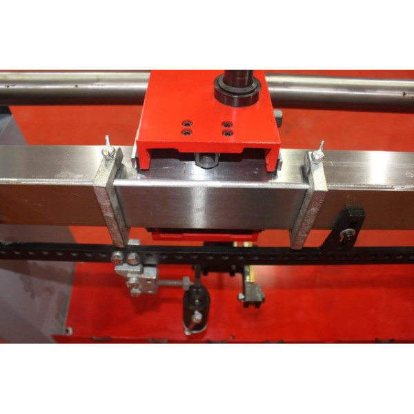 Копіювально-токарний верстат Holzmann DBK 1300