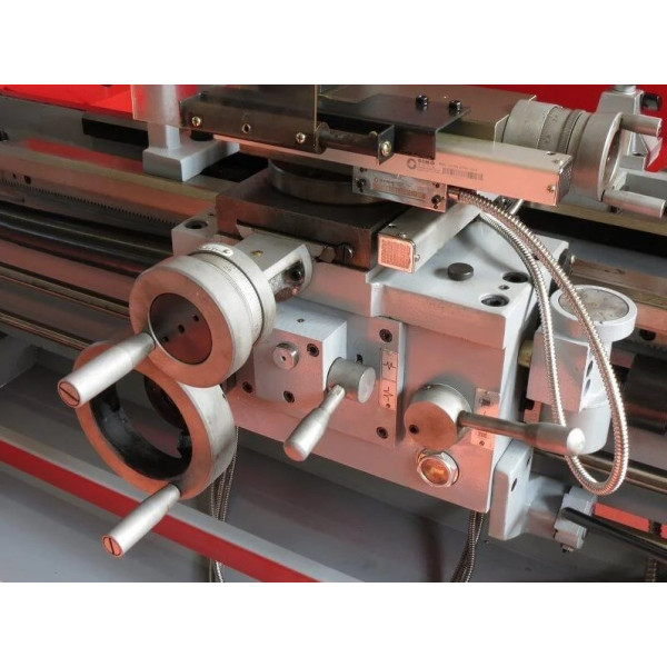 Токарний верстат по металу Holzmann ED 1000F
