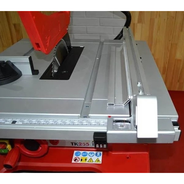 Циркулярна пила Holzmann TK 255